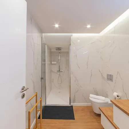 Campolide - Stylish 4br With Jacuzzi Villa Lissabon