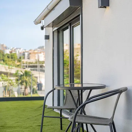 Campolide - Stylish 4br With Jacuzzi Villa